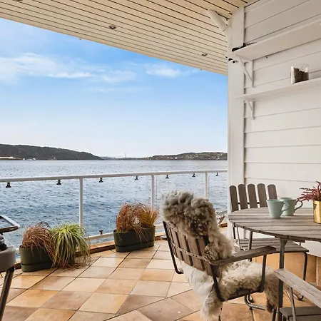 Apartamento Modern Seaside With Fjord Views *