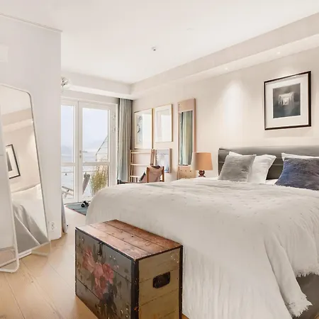 Seaside With Fjord Views * 베르겐