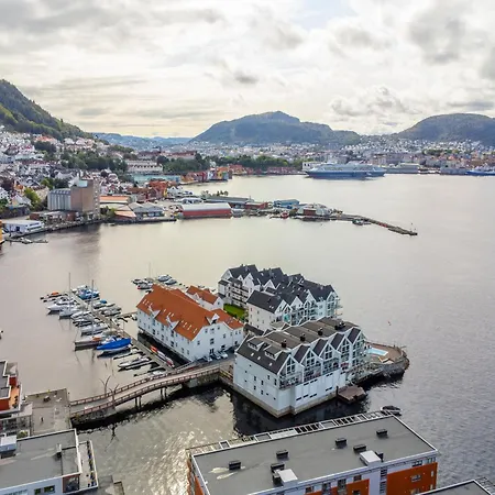 Apartamento Modern Seaside With Fjord Views